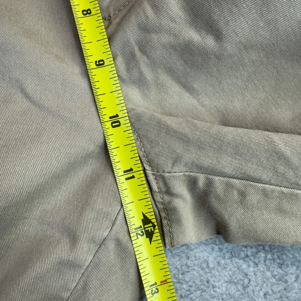 Roundtree & Yorke Casuals Men Khaki Chino Pants Stretch 40x30 Flat Front (38x29)